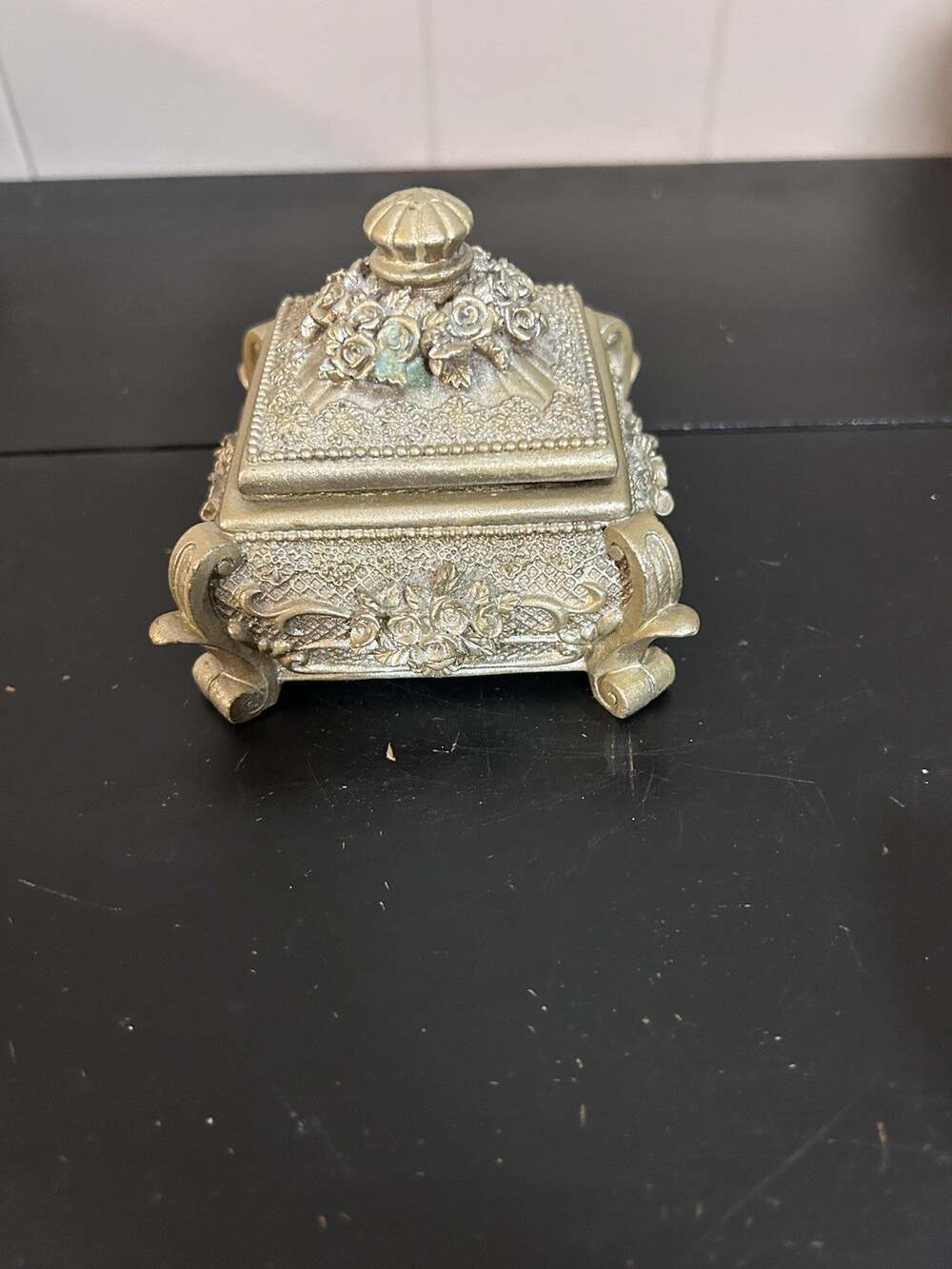 Vintage Style Gold Ornate Jewelry Trinket Box Roses Floral Decorative Keepsake